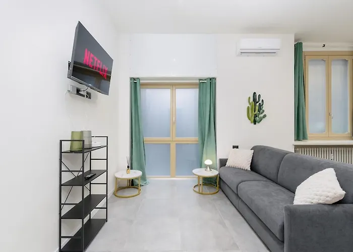 Comodo A Due Passi Da Piazza Statuto 토리노